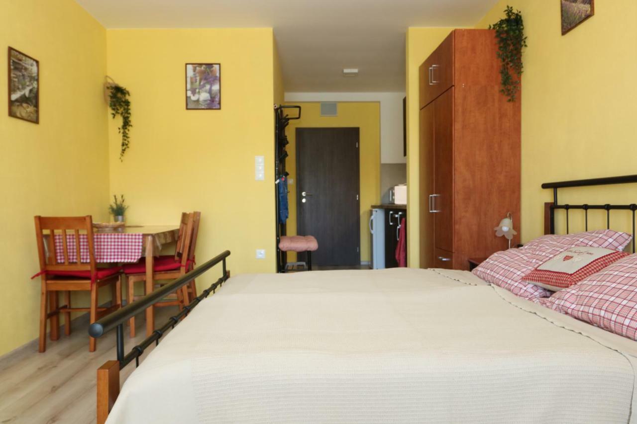 Apartman Aqua Подгайська Екстер'єр фото